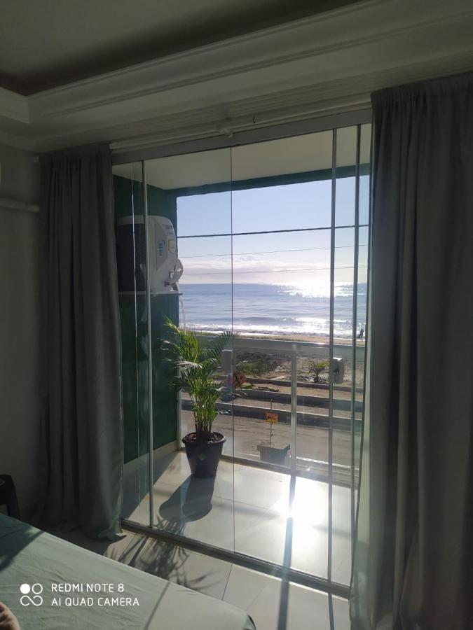 Triplex Beira Mar Rio Das Ostras Rj Bagian luar foto